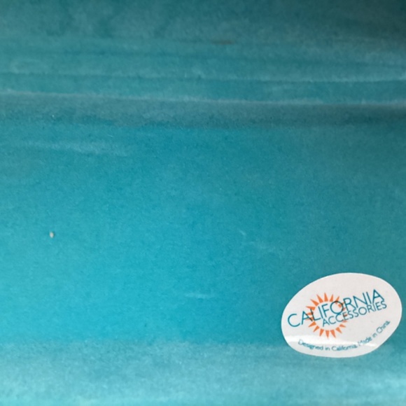 Super cute ASPCA sponsored eyeglass case - Picture 3 of 4